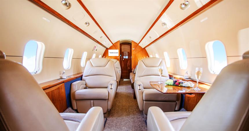 Challenger 300 Interior