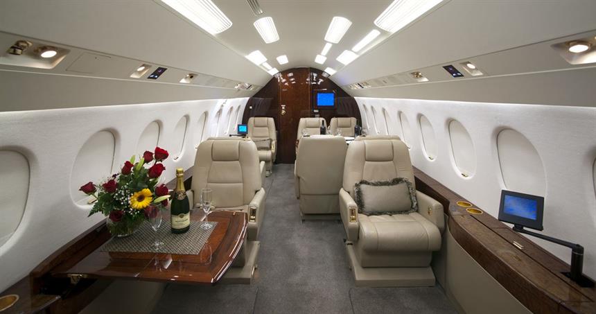 Falcon 2000 Interior
