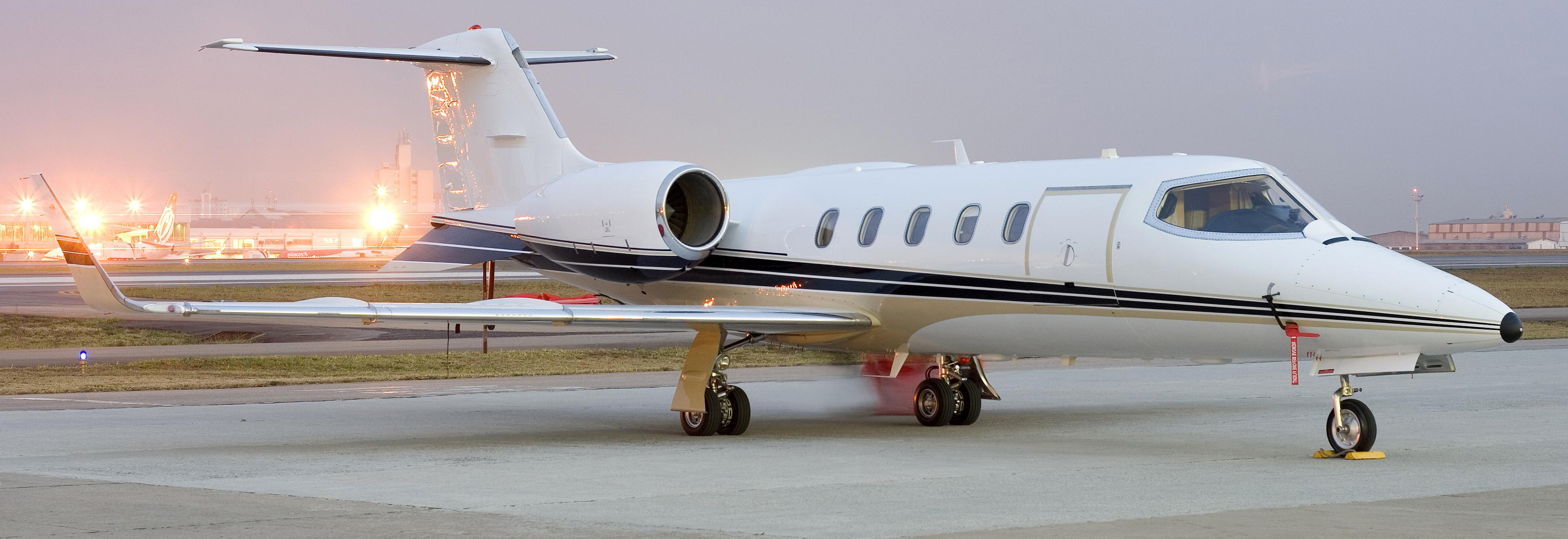 Learjet 31A Exterior